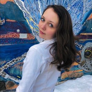 Meet your Posher, Kallee